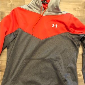 Men’s Under Armour Sweatshirt